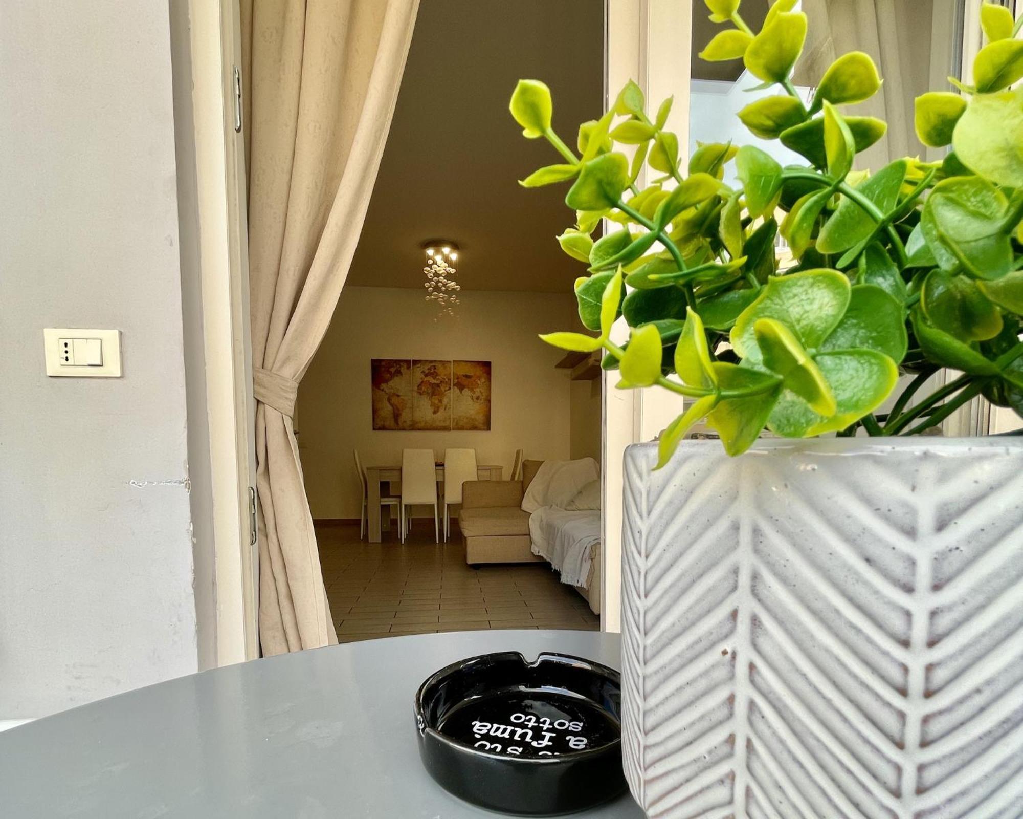 Domus Laterani By Jfm - Comfortable Apartment Big Terrace Colosseo Roma Exterior foto